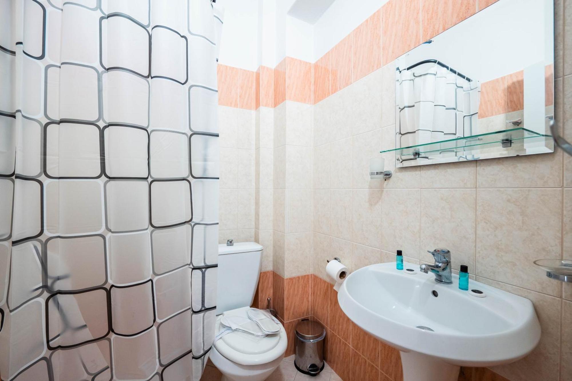 Alnes Hotel Саранда Экстерьер фото