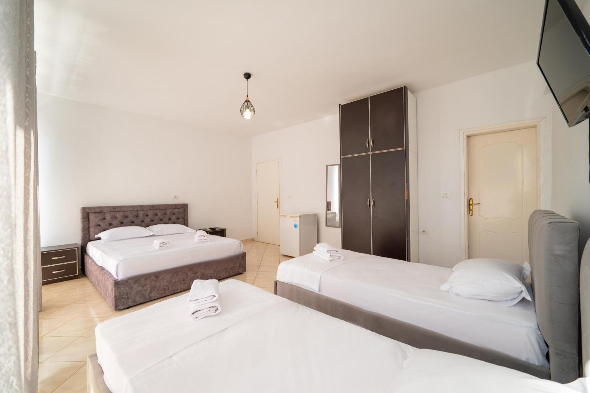 Alnes Hotel Саранда Экстерьер фото