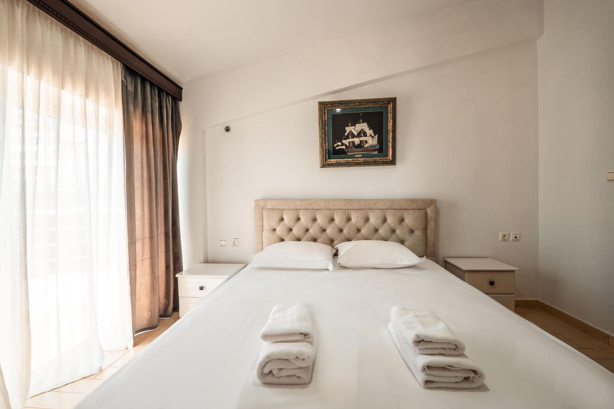 Alnes Hotel Саранда Экстерьер фото