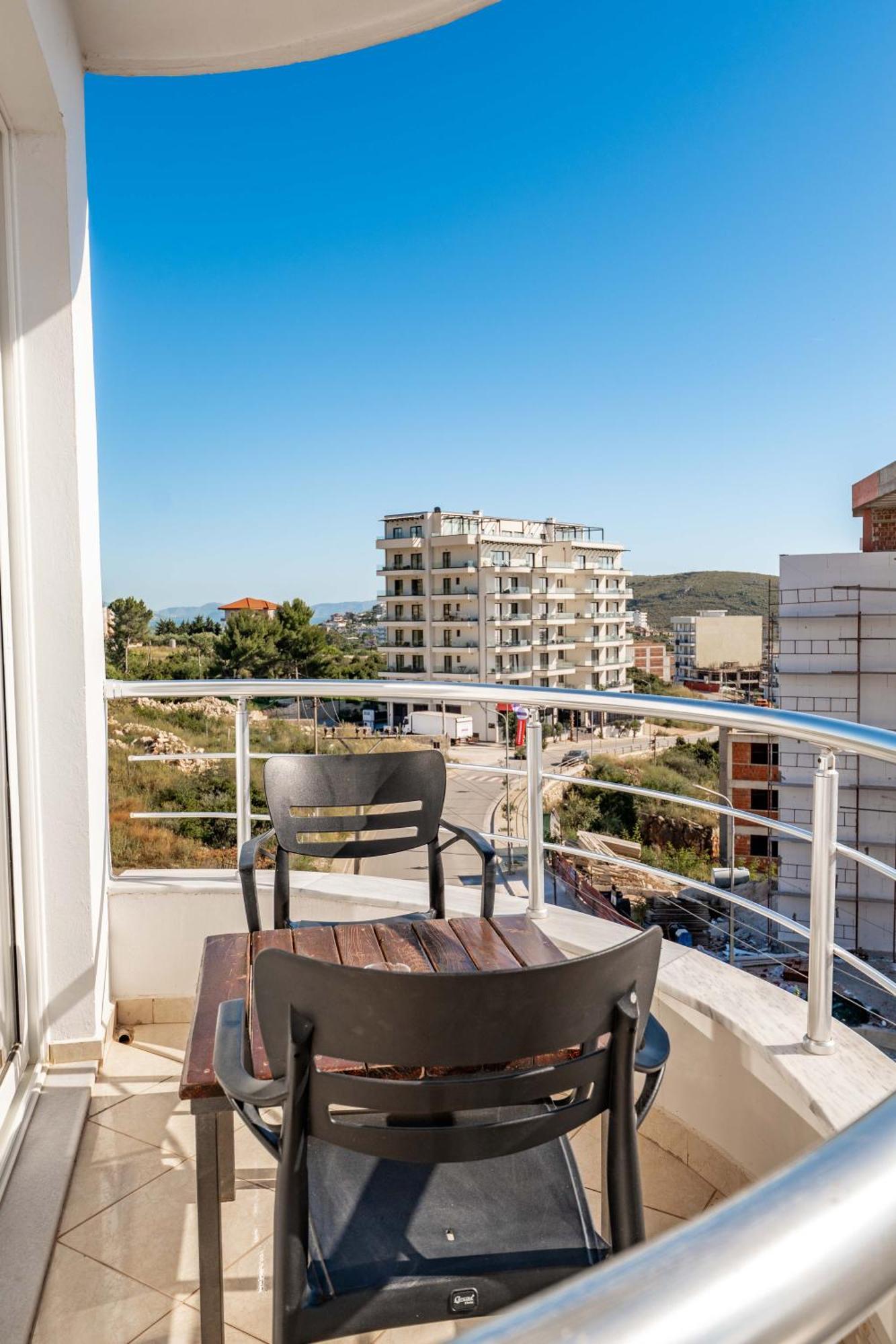 Alnes Hotel Саранда Экстерьер фото